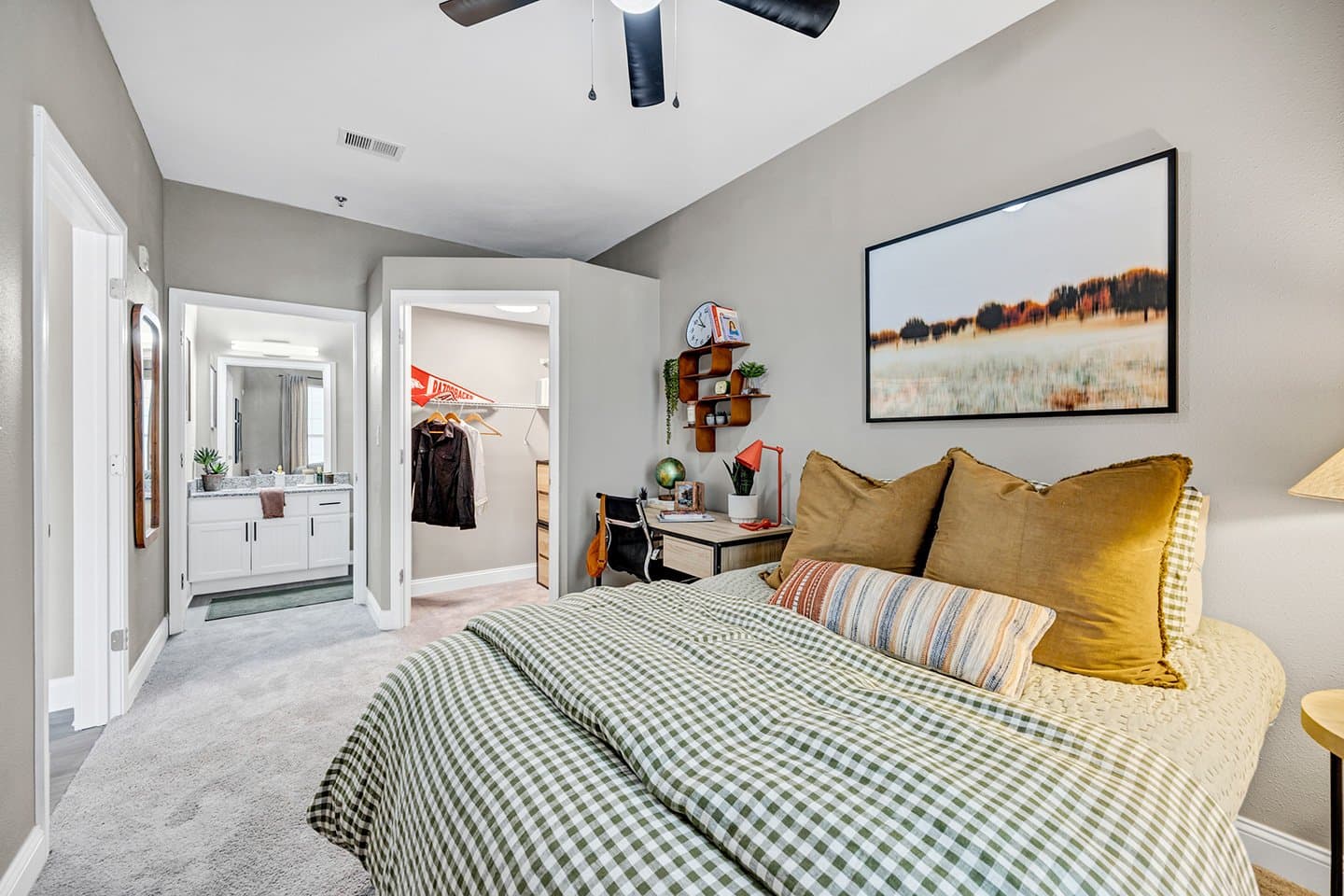 10-Hill-Place—Model—Bedroom-(13)